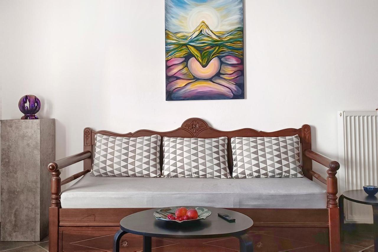 Sea Lilies Suites Pláka Buitenkant foto