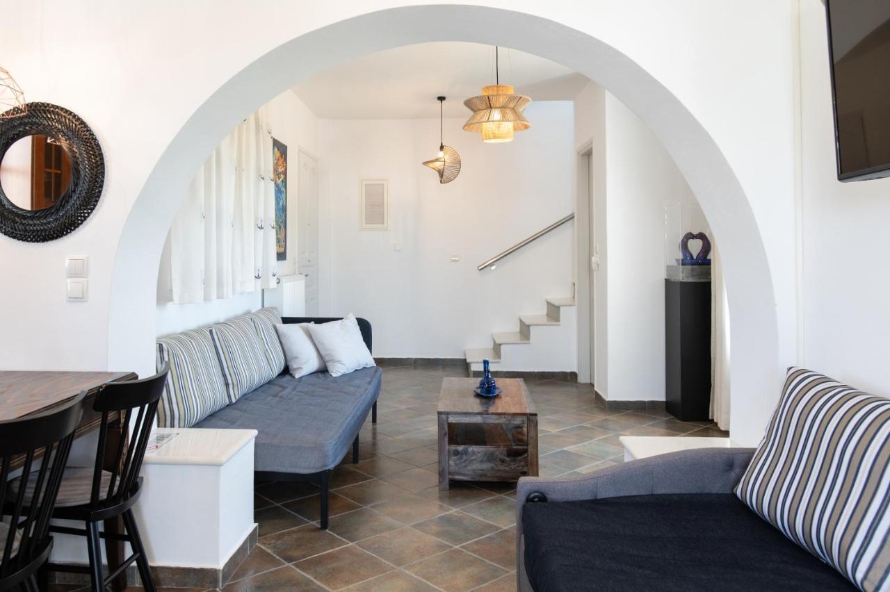 Sea Lilies Suites Pláka Buitenkant foto